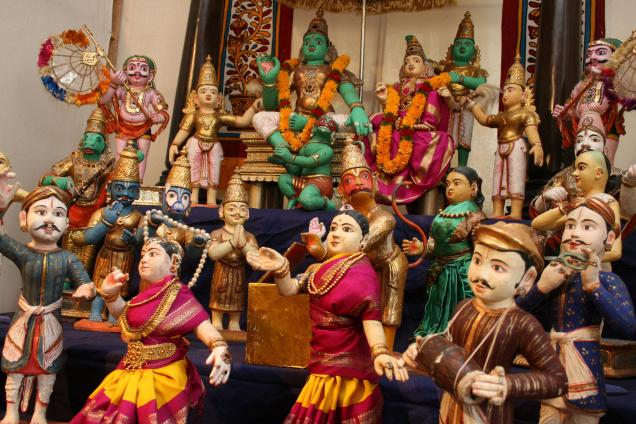 navarathri golu dolls online shopping